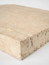 Carved single-piece breadboard