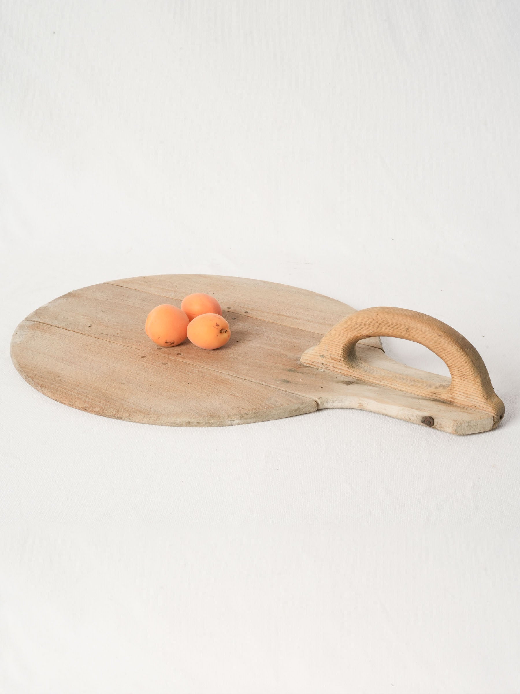 Vintage Wooden Pizza Peel with Top Handle from Chanteduc