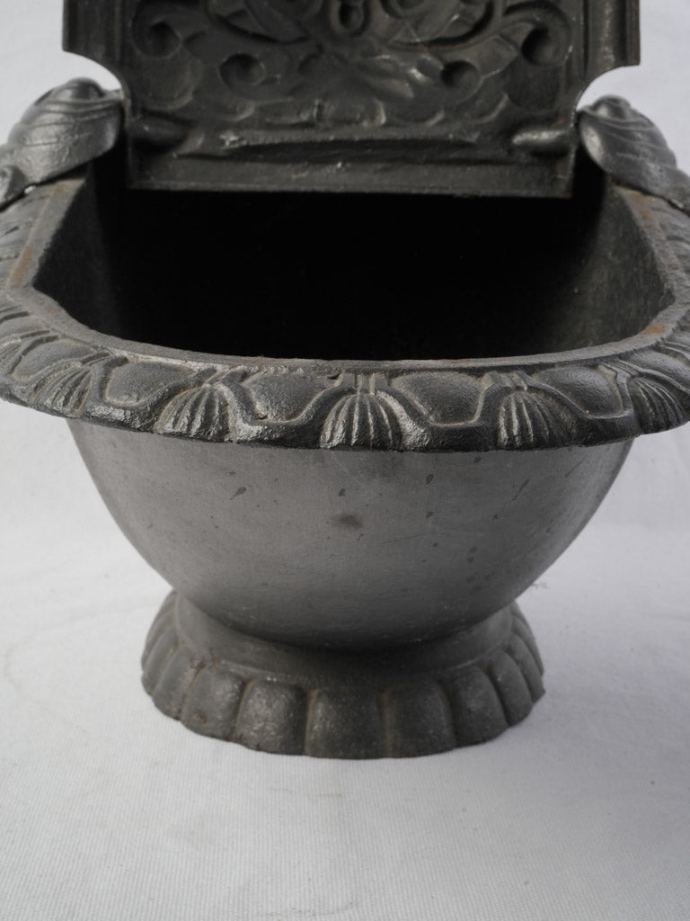 Substantial ring-handle fuel receptacle  