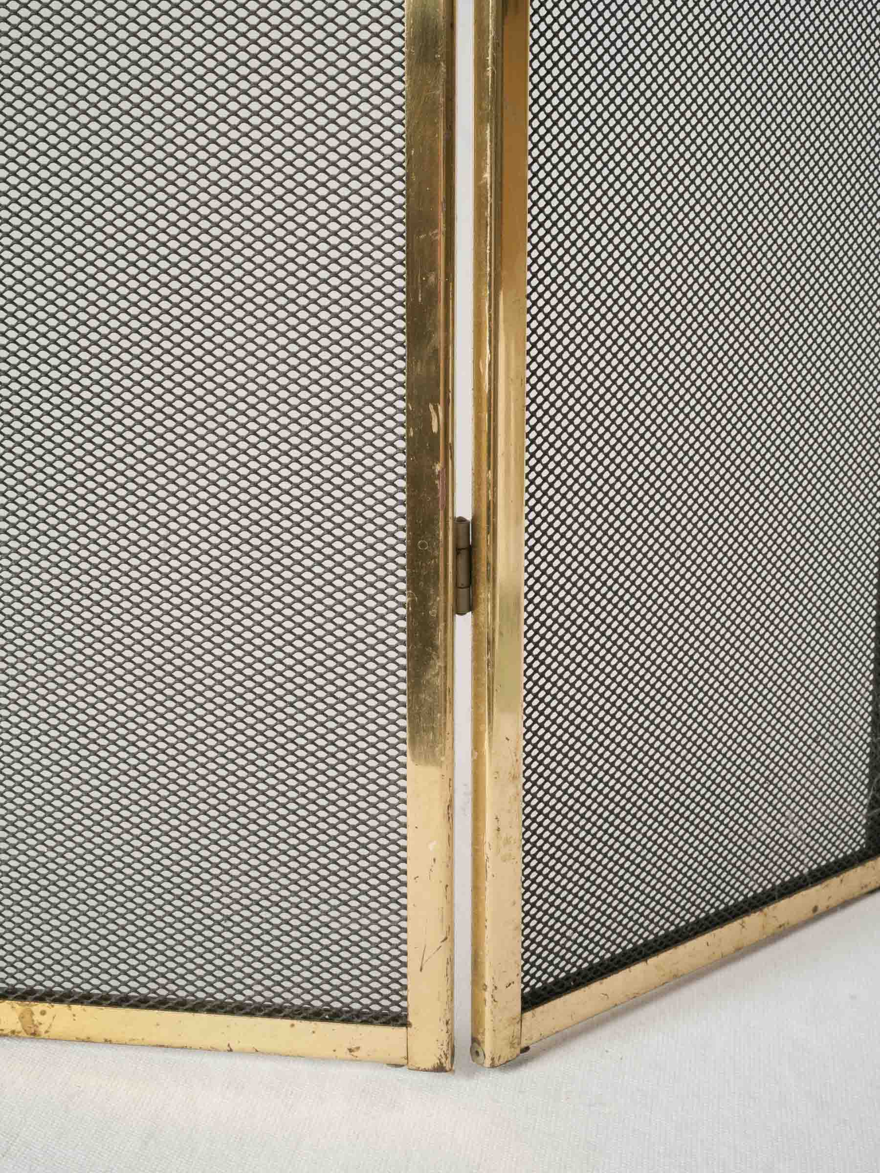 Vintage French Brass Fireplace Screen from Chanteduc