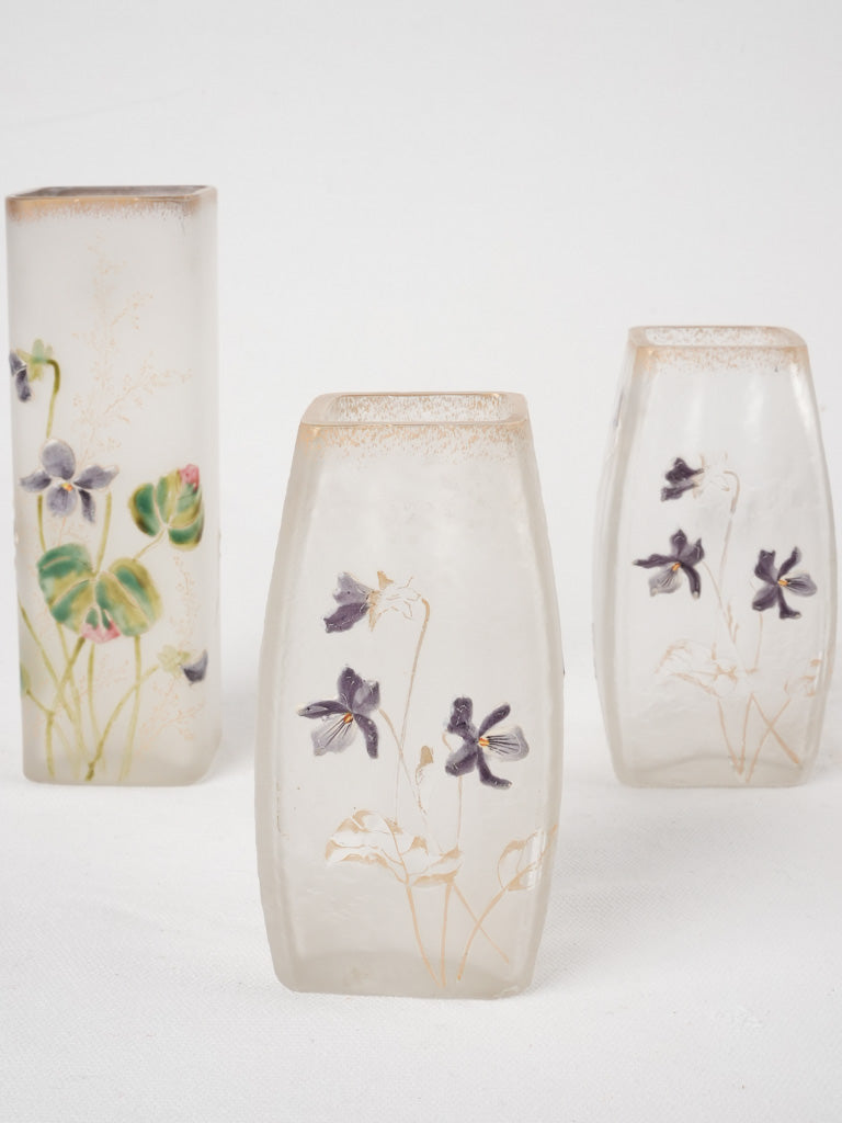 3 Pâte de verre vases w/ Violets 6¾"