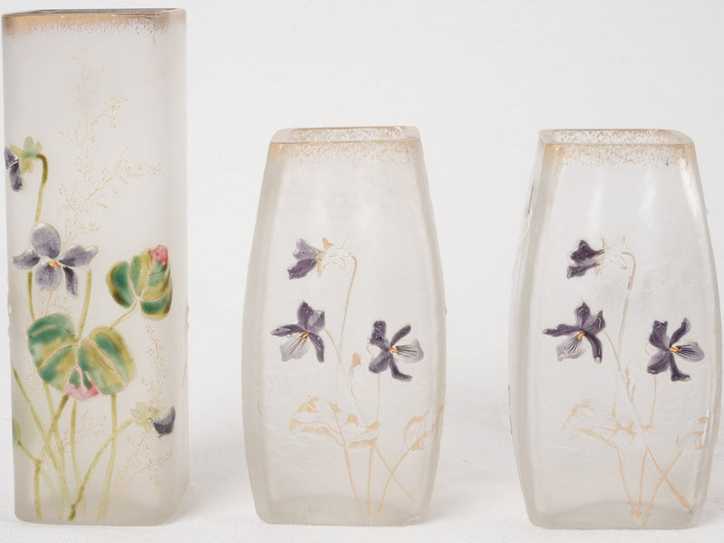 3 Pâte de verre vases w/ Violets 6¾"