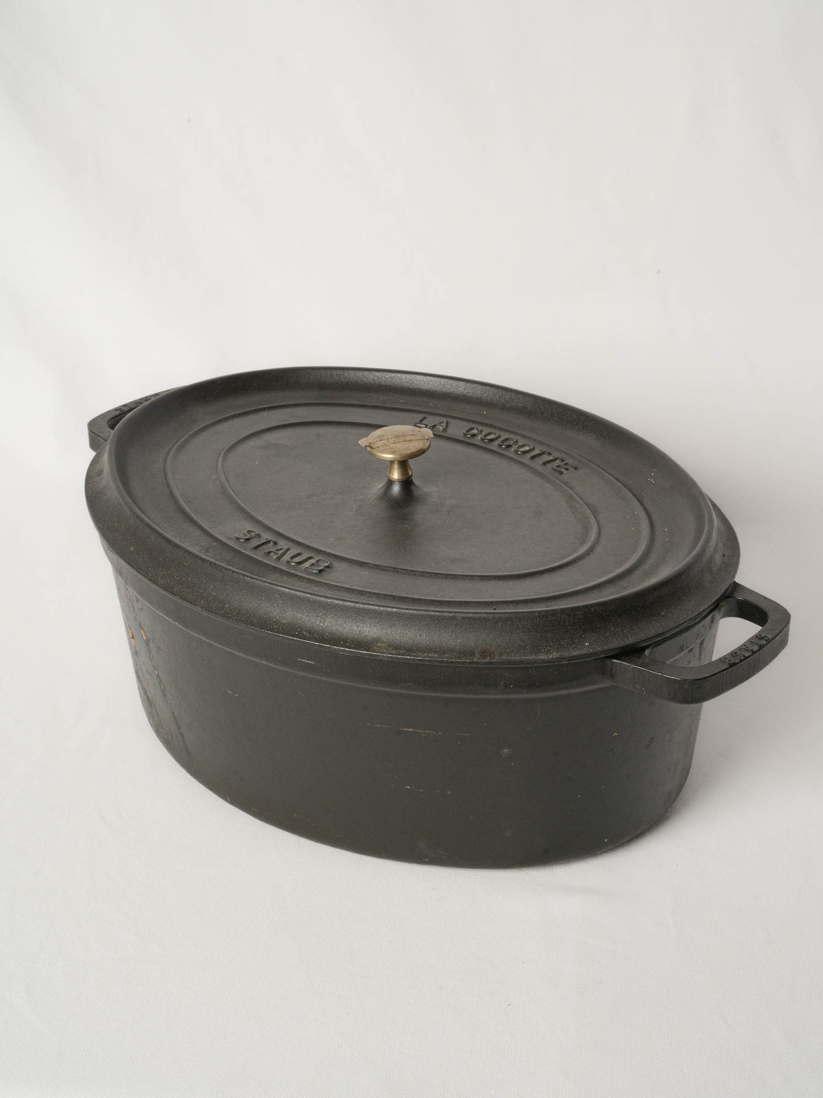Vintage French Staub Cast Iron Dutch Oven Matte Black 19¾" x 13¾"
