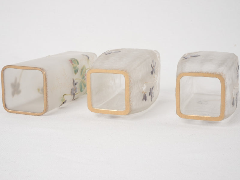3 Pâte de verre vases w/ Violets 6¾"