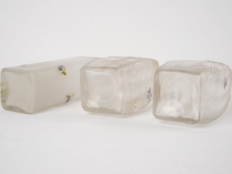 3 Pâte de verre vases w/ Violets 6¾"