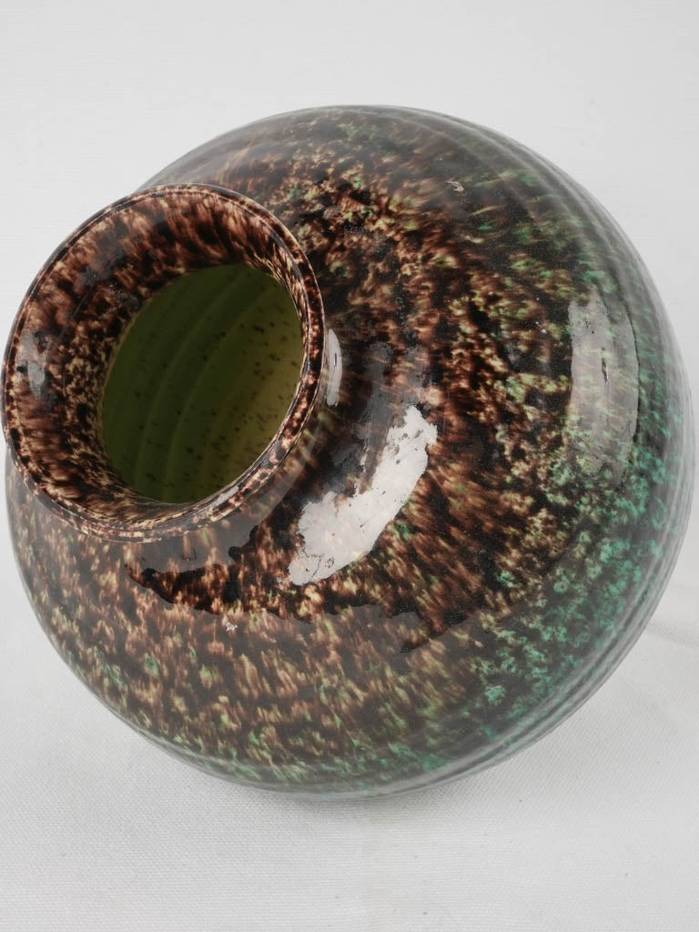 Brown & green speckled vase 9"