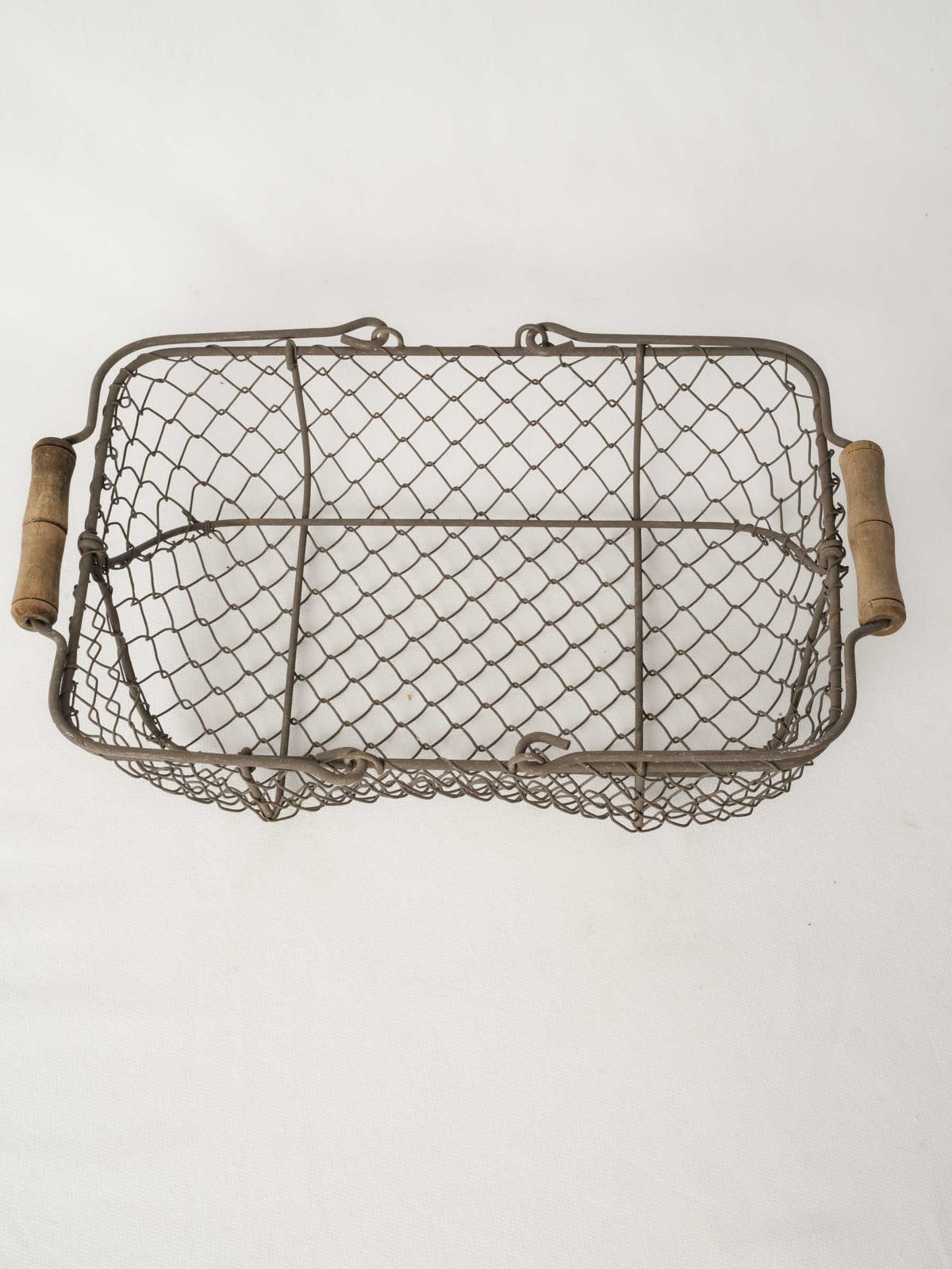 Antique French Wire Basket with Wooden Handle from Chanteduc