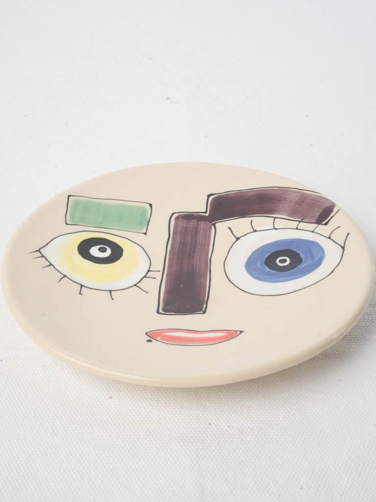 Handcrafted face decorative plate  
