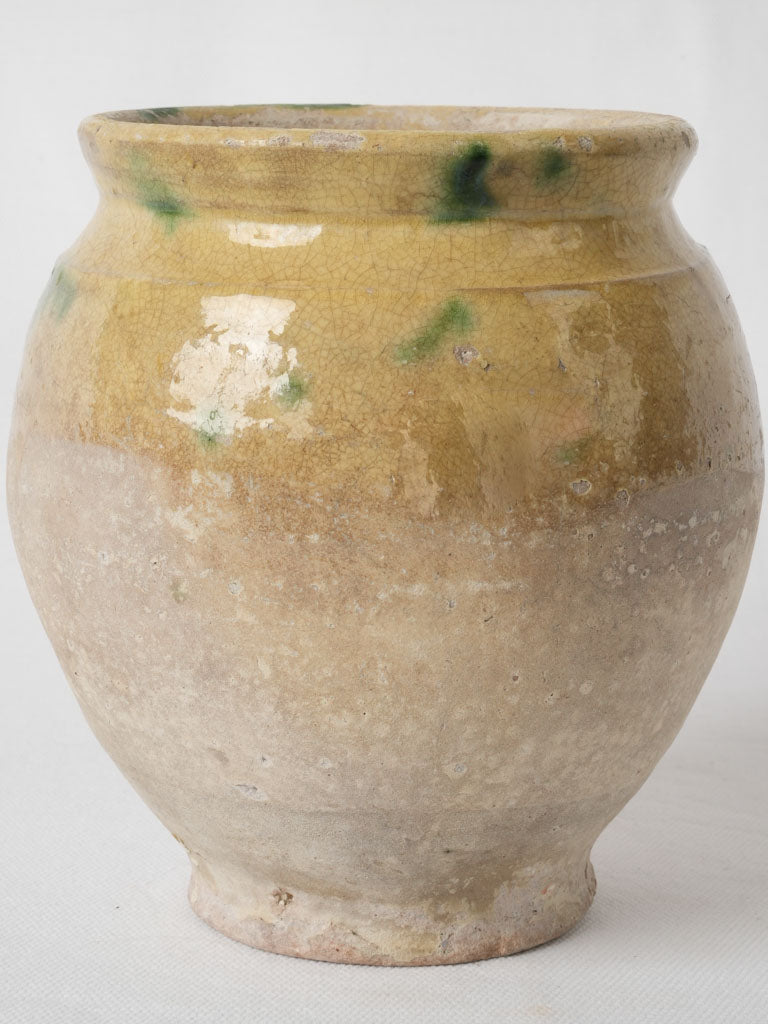 Tapered base antique flower cachepot