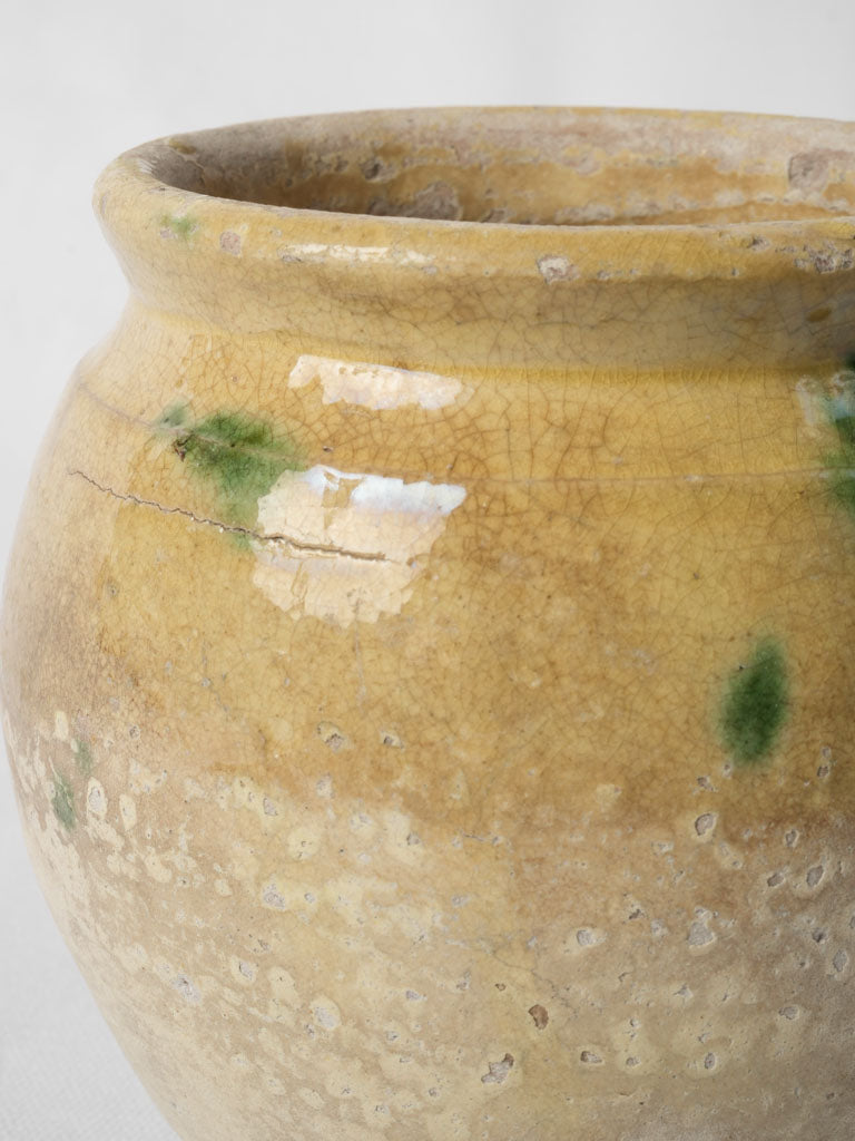 Lavender French-style flower vase