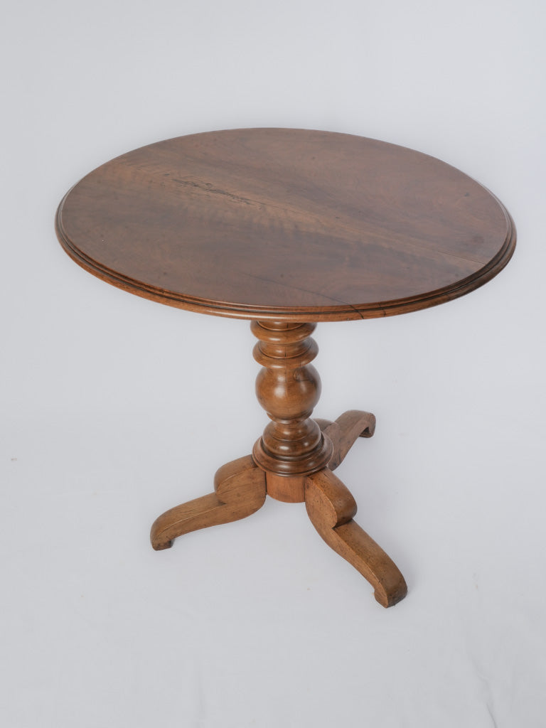 Vintage tilting-top side table