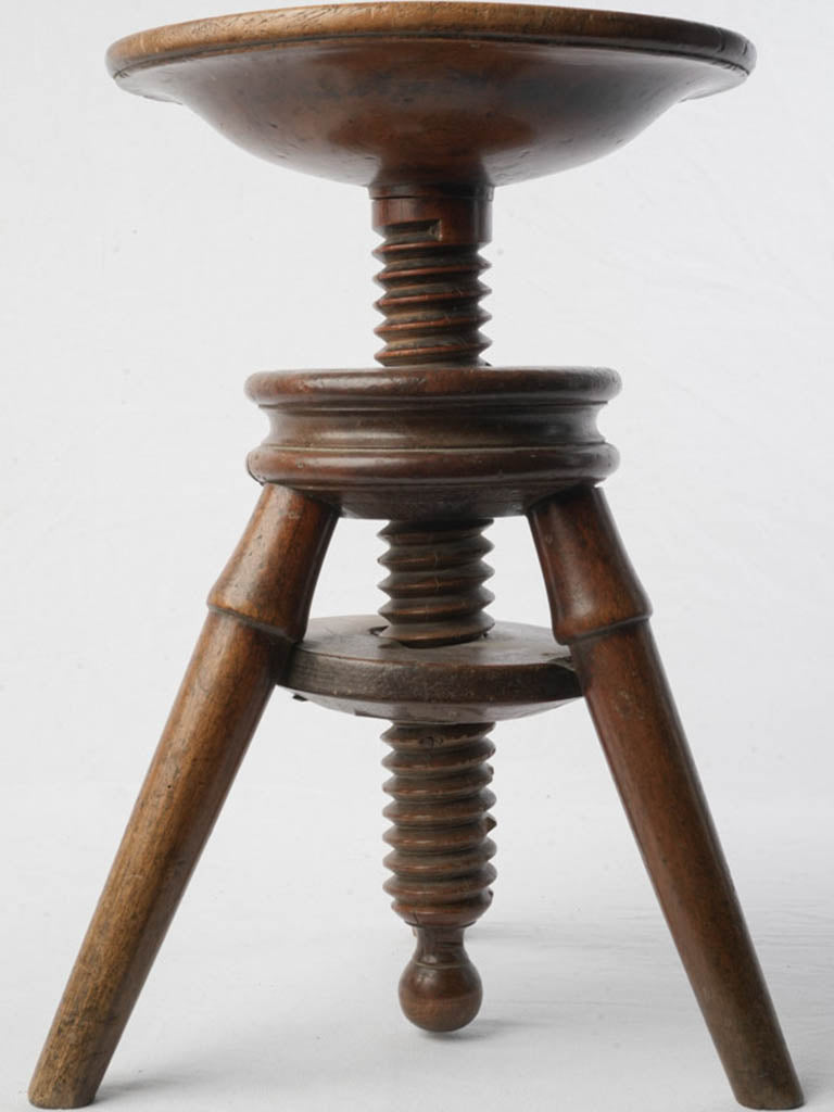 Tactile early 1900s rotating seat  
