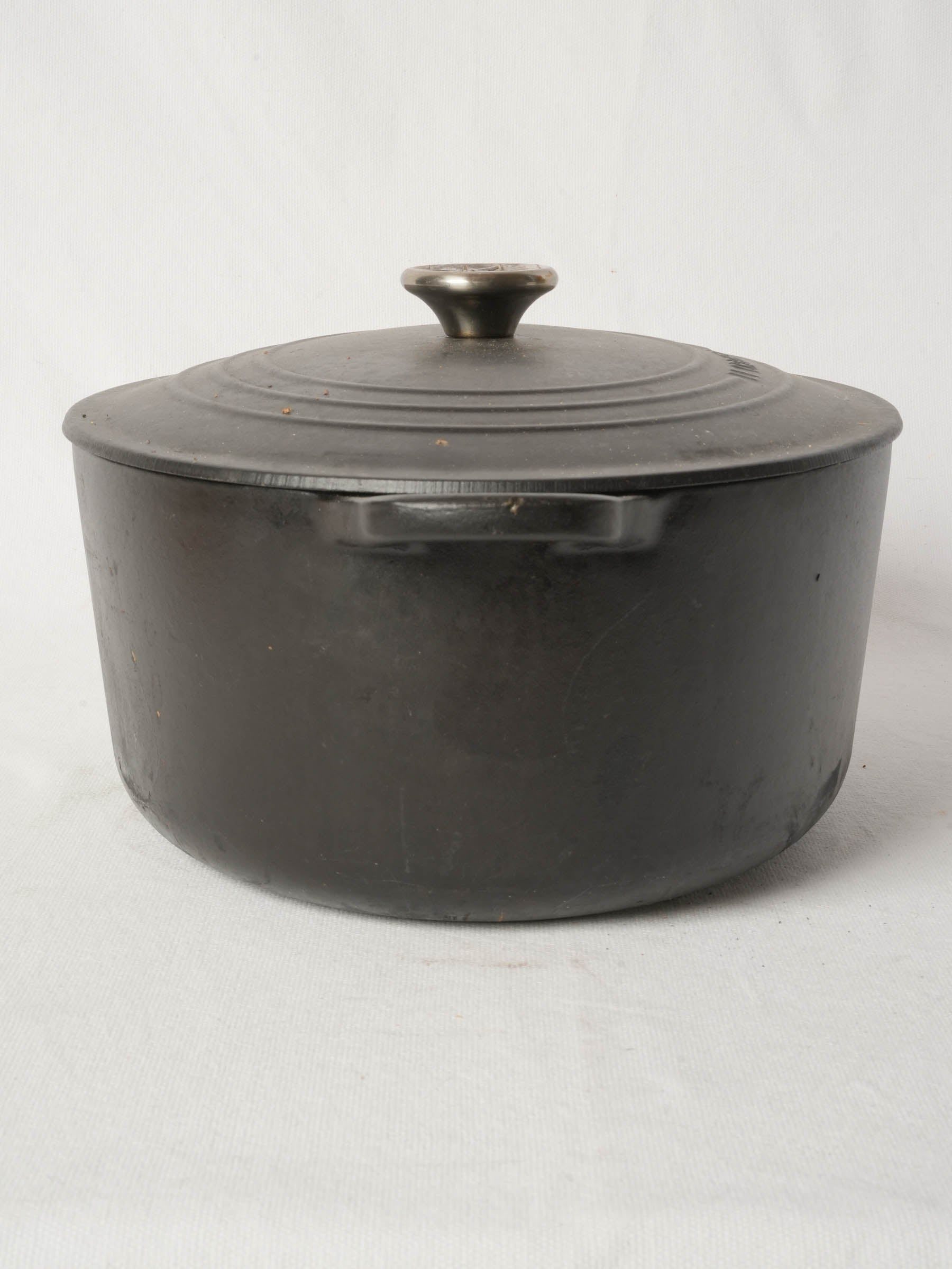 Vintage Le Creuset Black Oval Cast Iron Casserole 17¼" x 11¾"