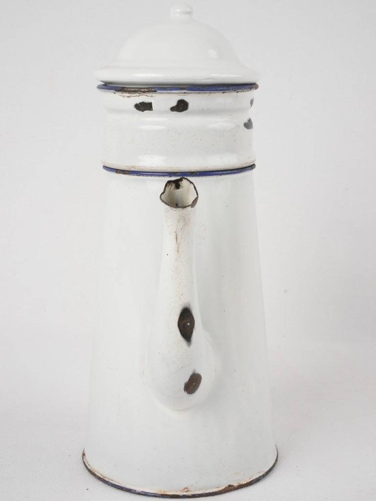 Retro-style glossy white coffee pot