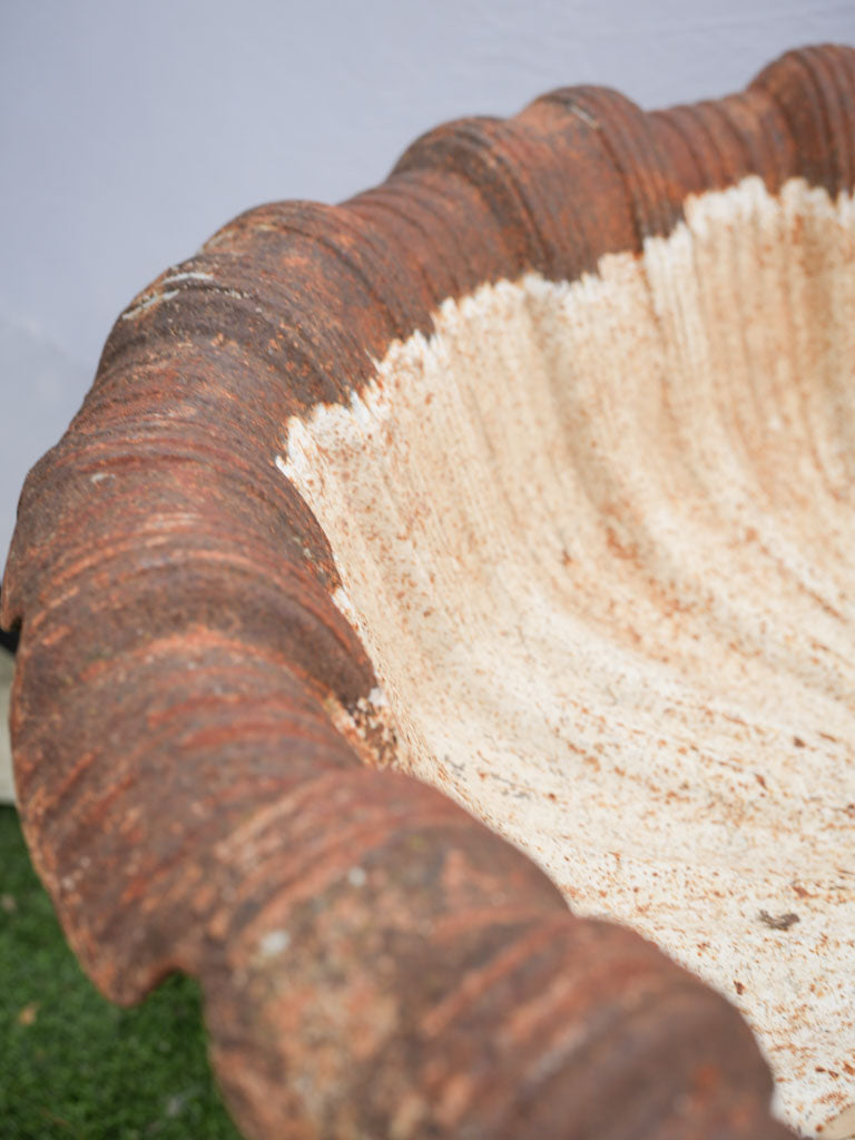 Distinctive rust-colored rim planters  
