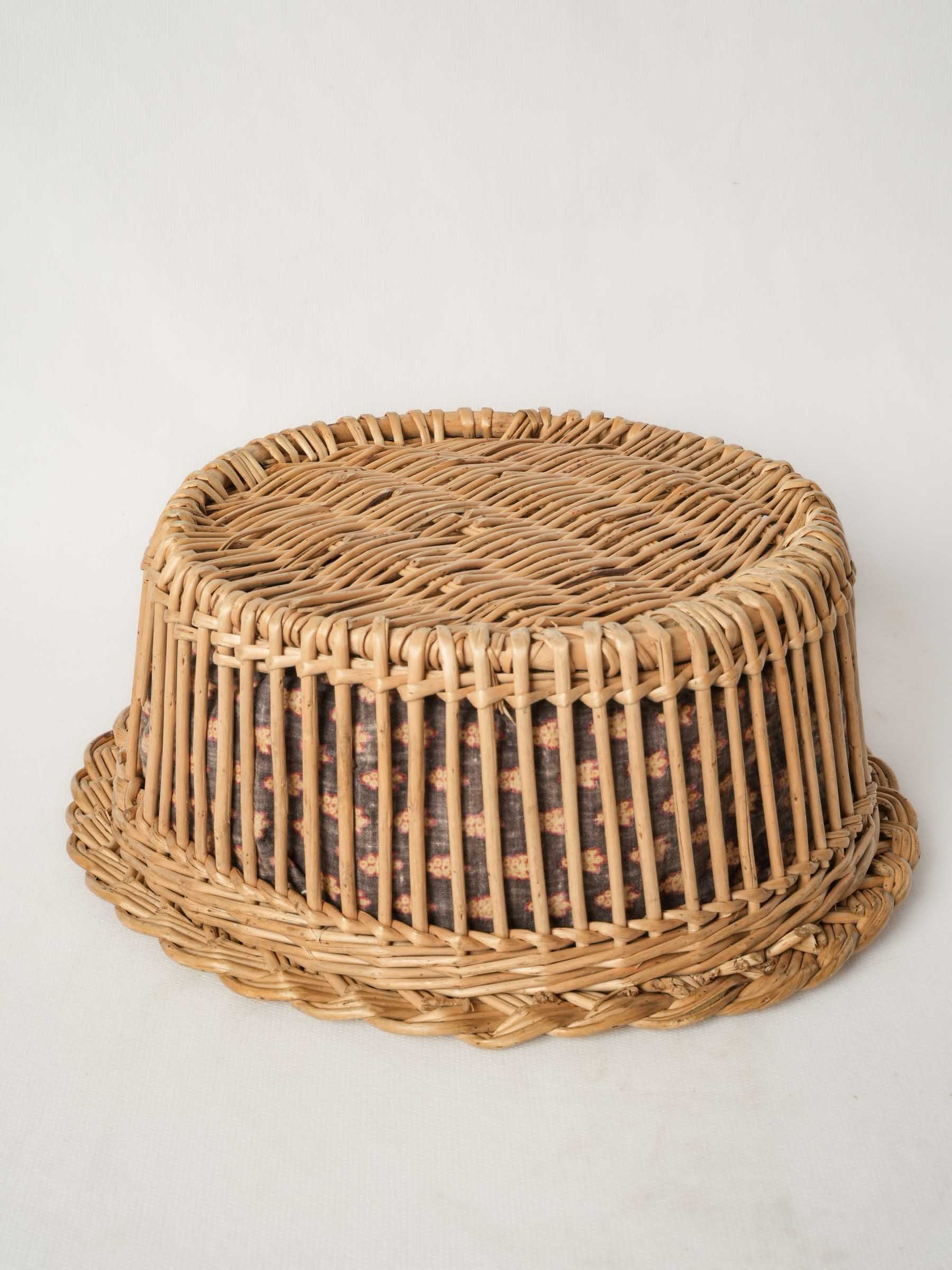 Vintage French Wicker Bread Basket with Patterned Cotton Lining 11¾"