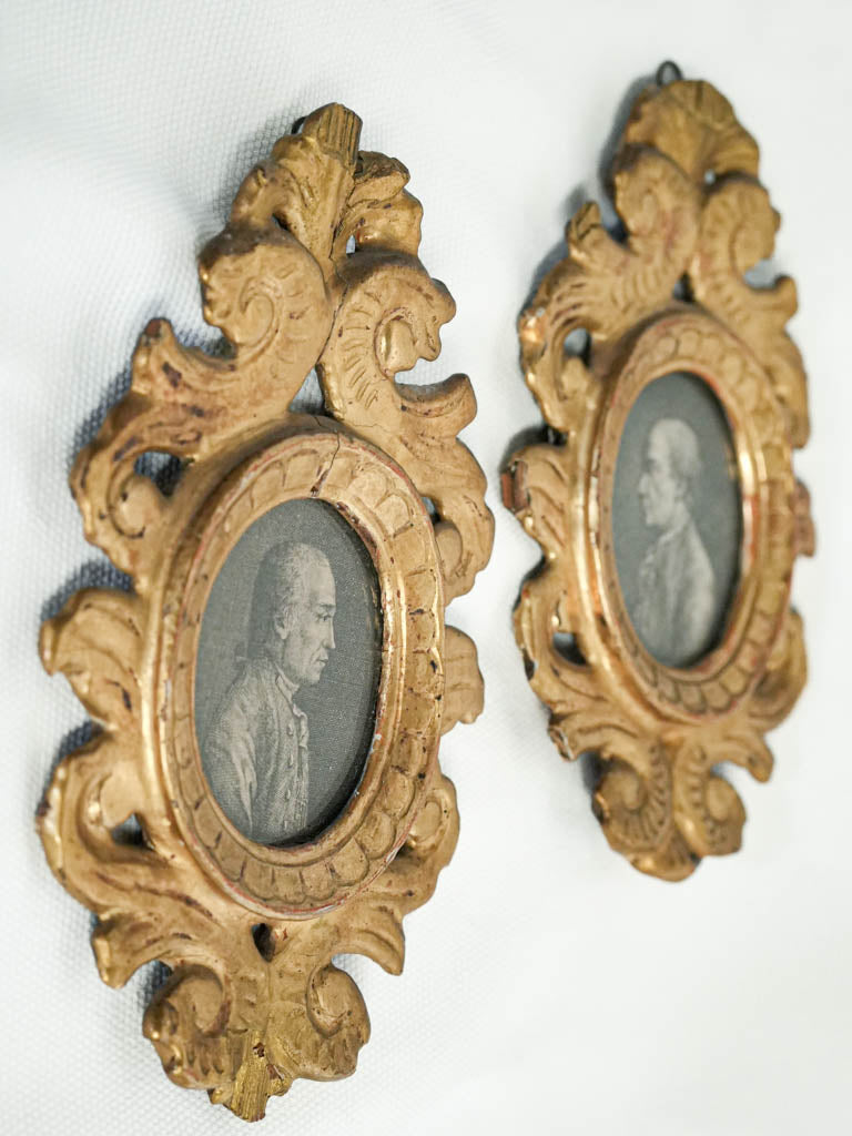 Elegant Acanthus Leaf Scrollwork
