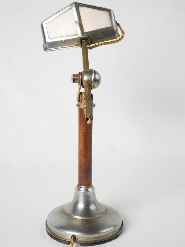 Stylish 1930s Art Deco table lamp
