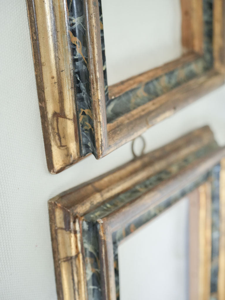 Embellished aged faux marble borders  