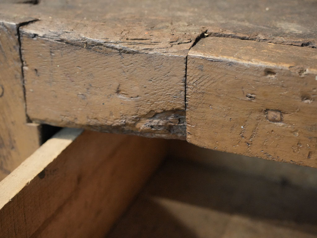 Heritage-inspired carpenter's workbench
