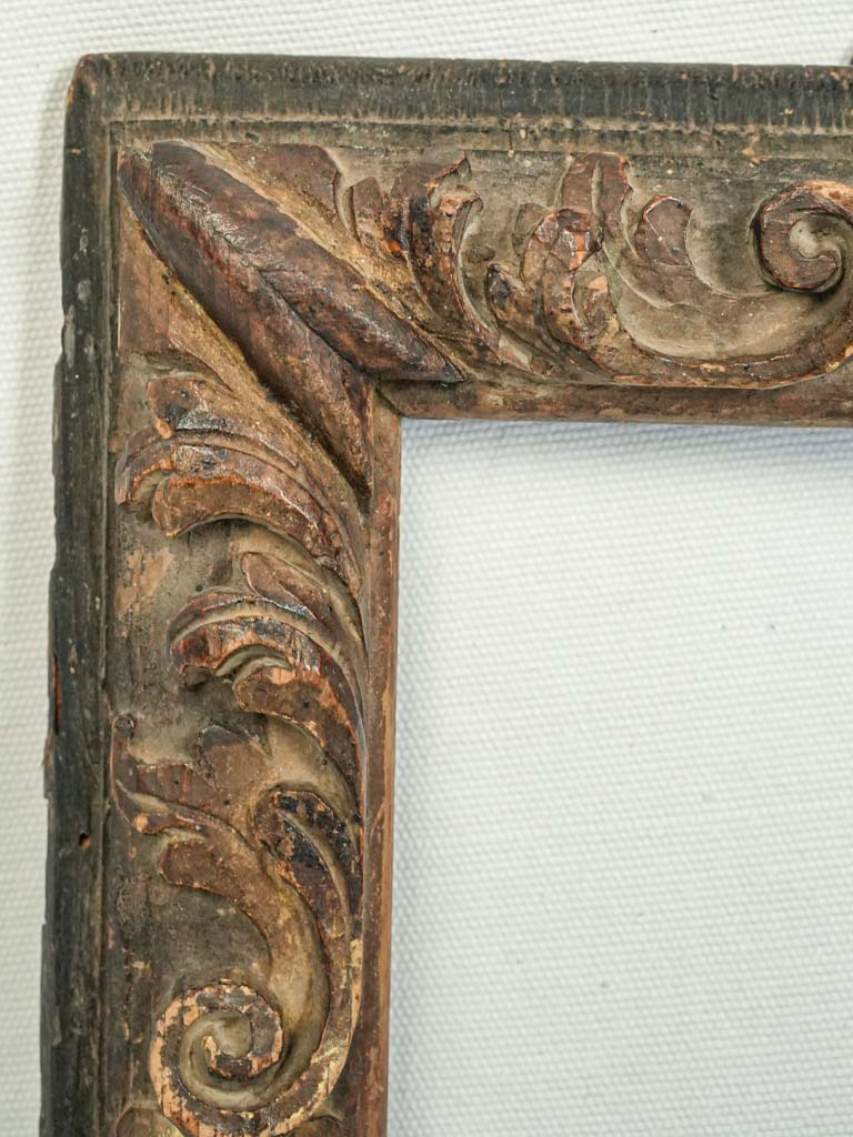 Symmetrical Venetian artwork frame  
