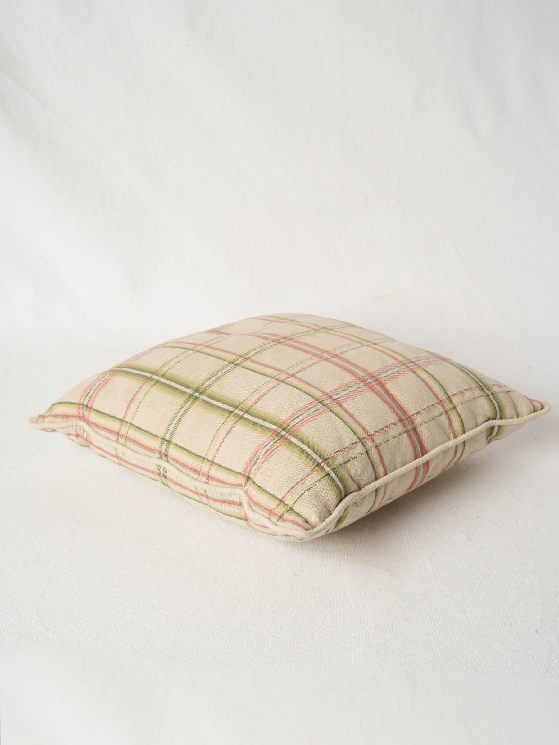 Pair of French Checked Cotton Pillows from Chanteduc Provence