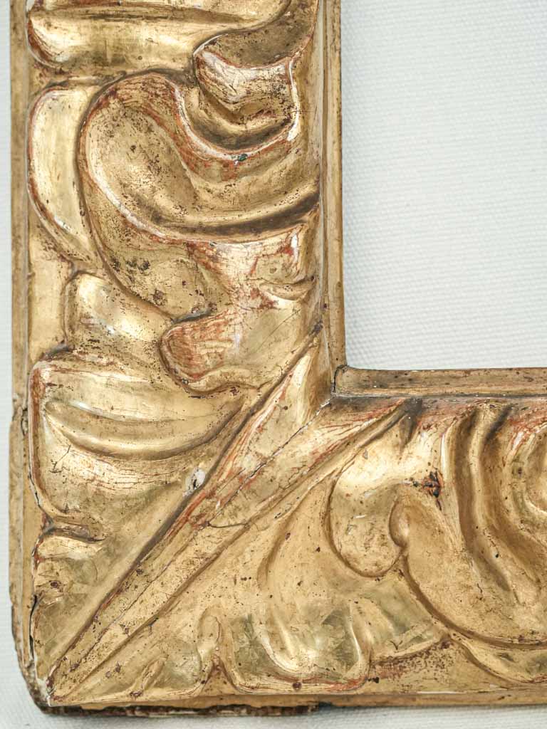 Decorative vibrant gold frame