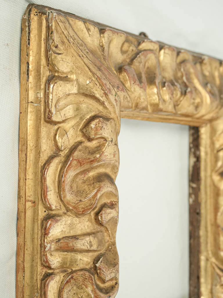 Timeless ornate Bolognese frame