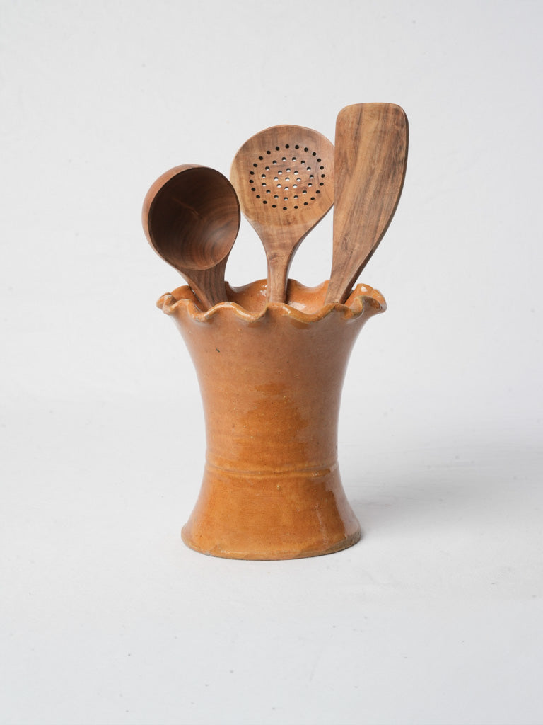 Artisanal southern France pottery