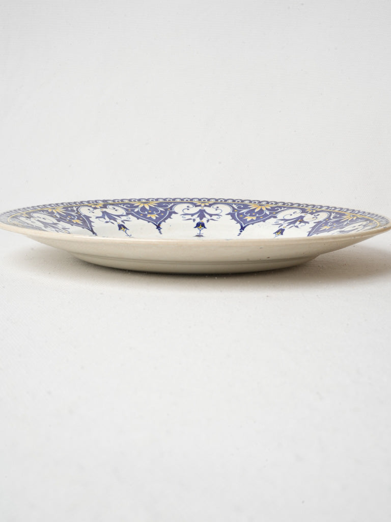 Refined cobalt patterned dishes  