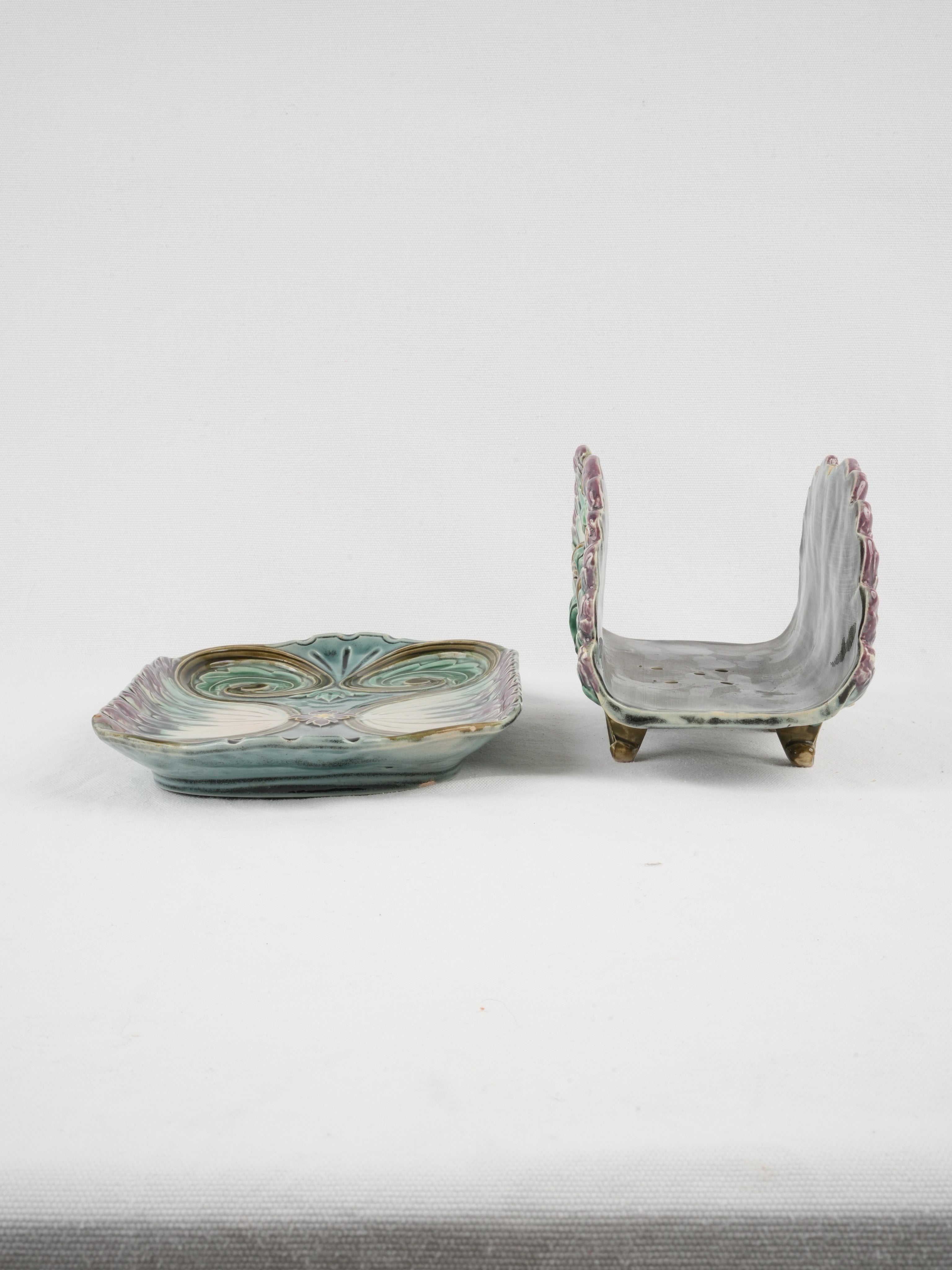 French Majolica Fan-shaped Asparagus Strainer