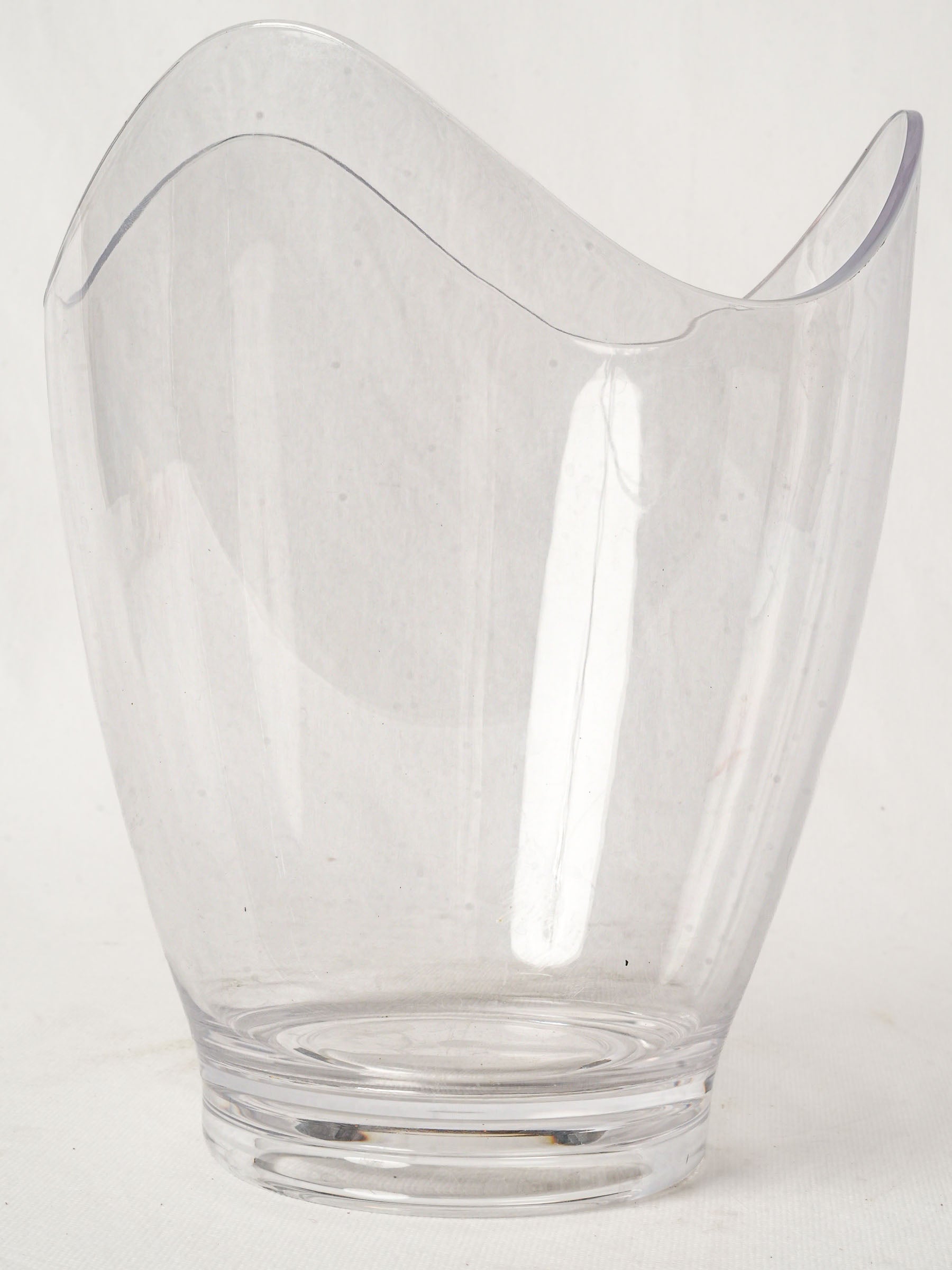 Vintage Wine Cooler with Undulating Edge