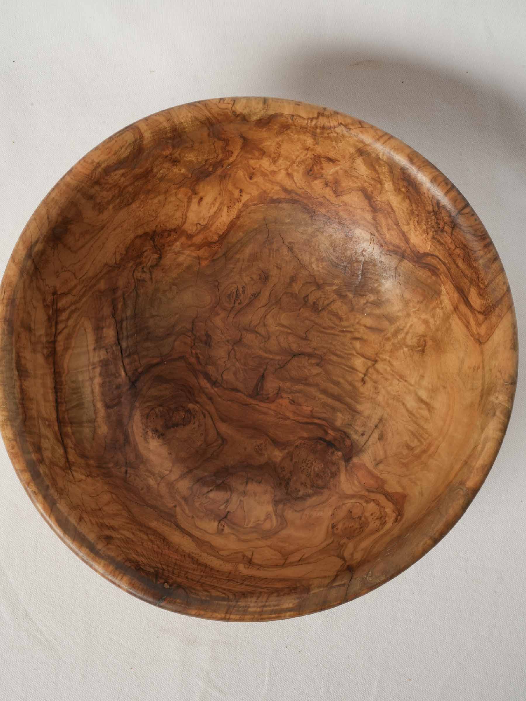Large Olive Wood Salad Bowl from Chanteduc Kitchen 15¾"
