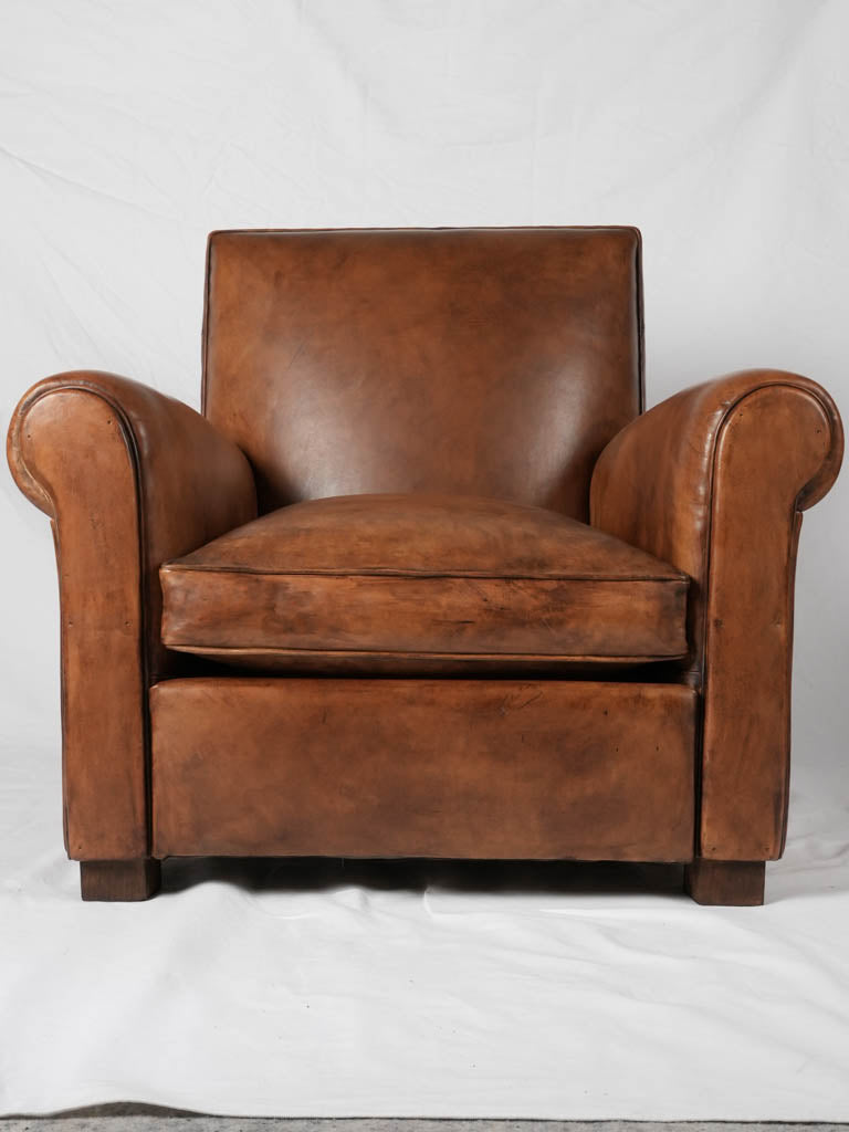 Artisan made leather club chair - Taittinger design