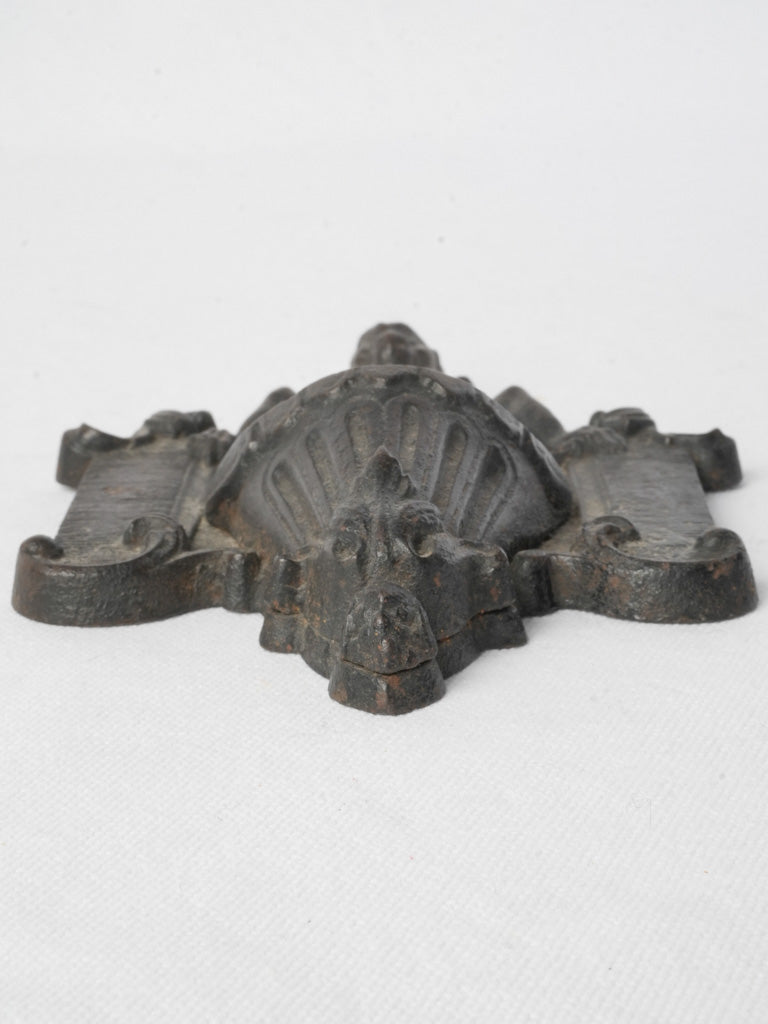 Detailed refined cast iron holder