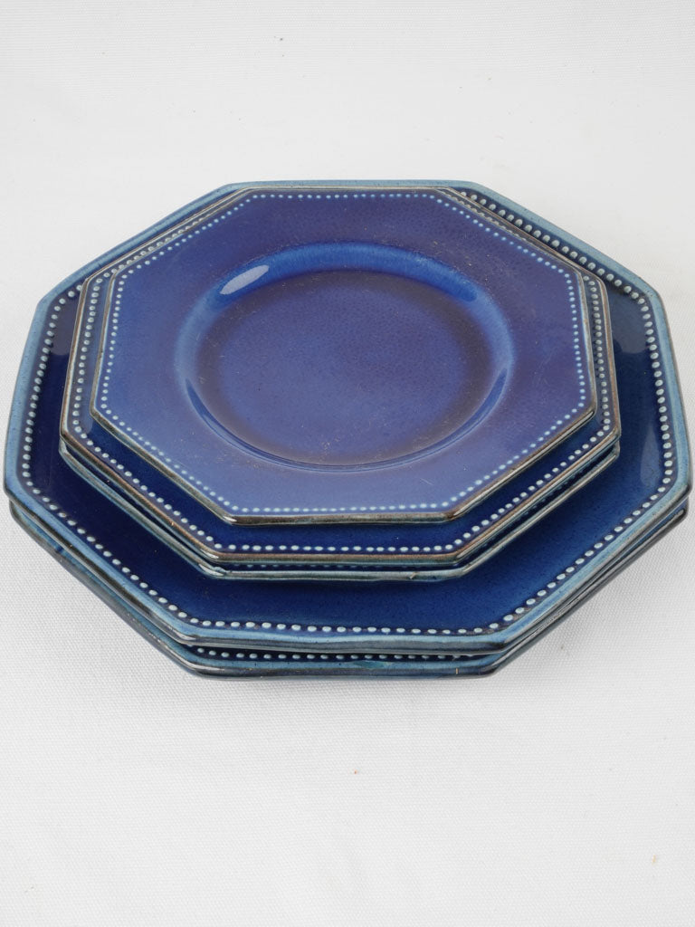 Elegant pearl-patterned ceramic plates