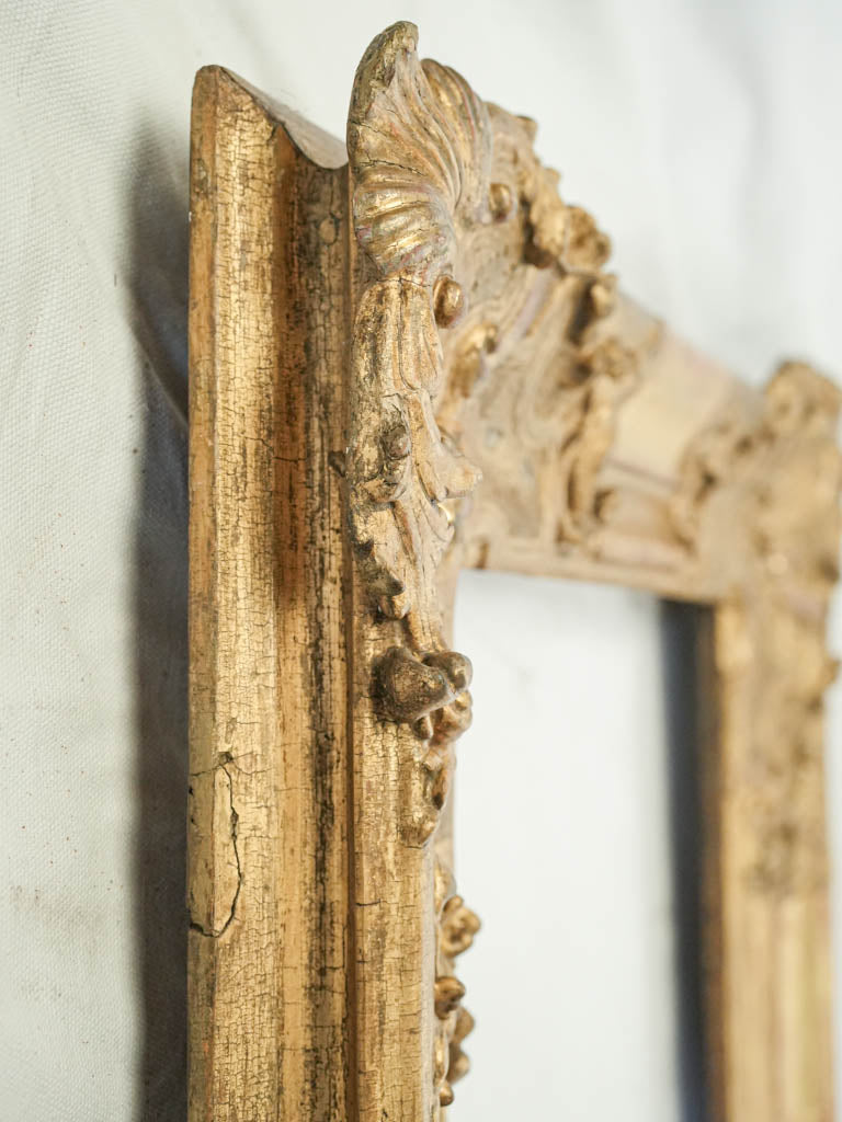 Ornate sculptural vintage frame