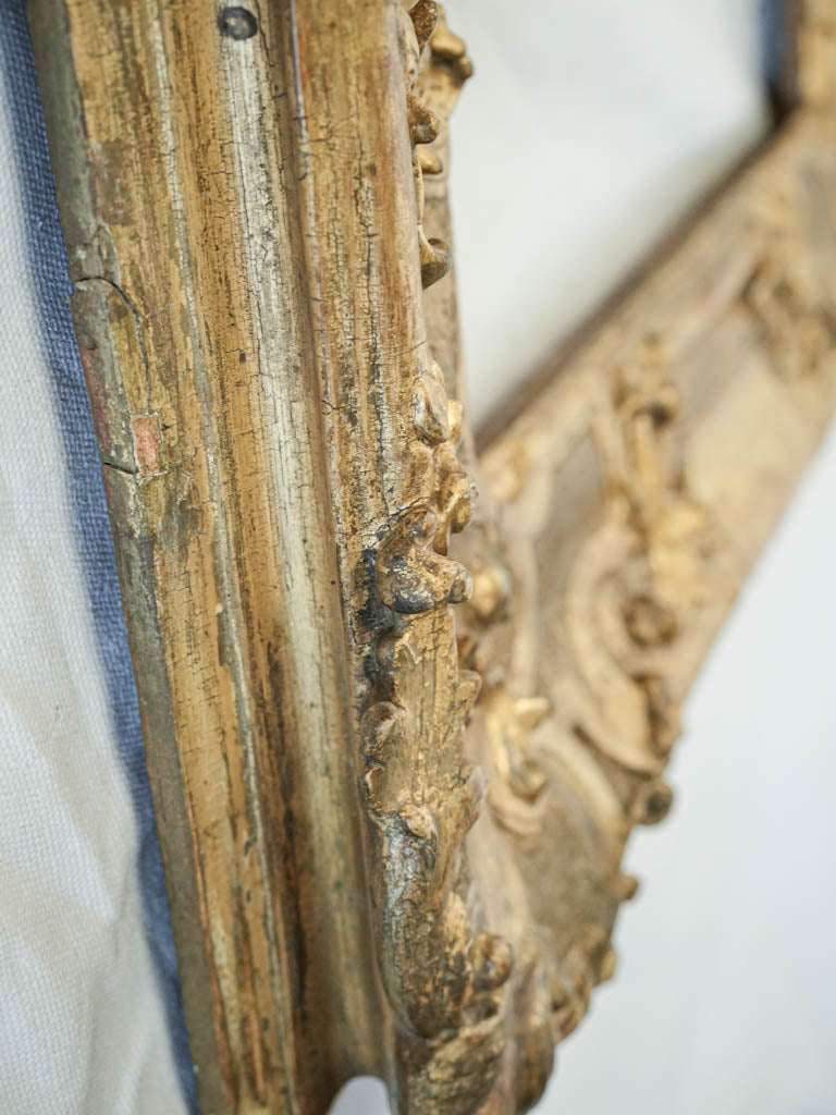 Prestigious regence-style frame