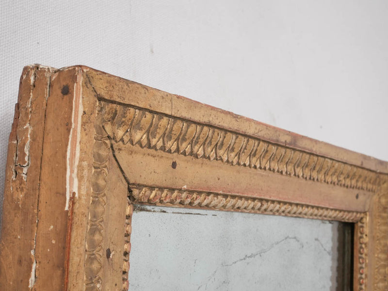 French-origin traditional decorative mirror