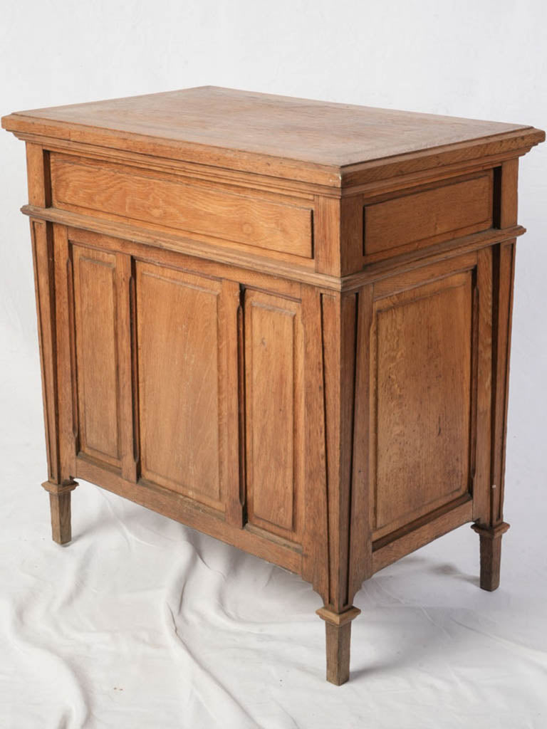 Neoclassical design dresser
