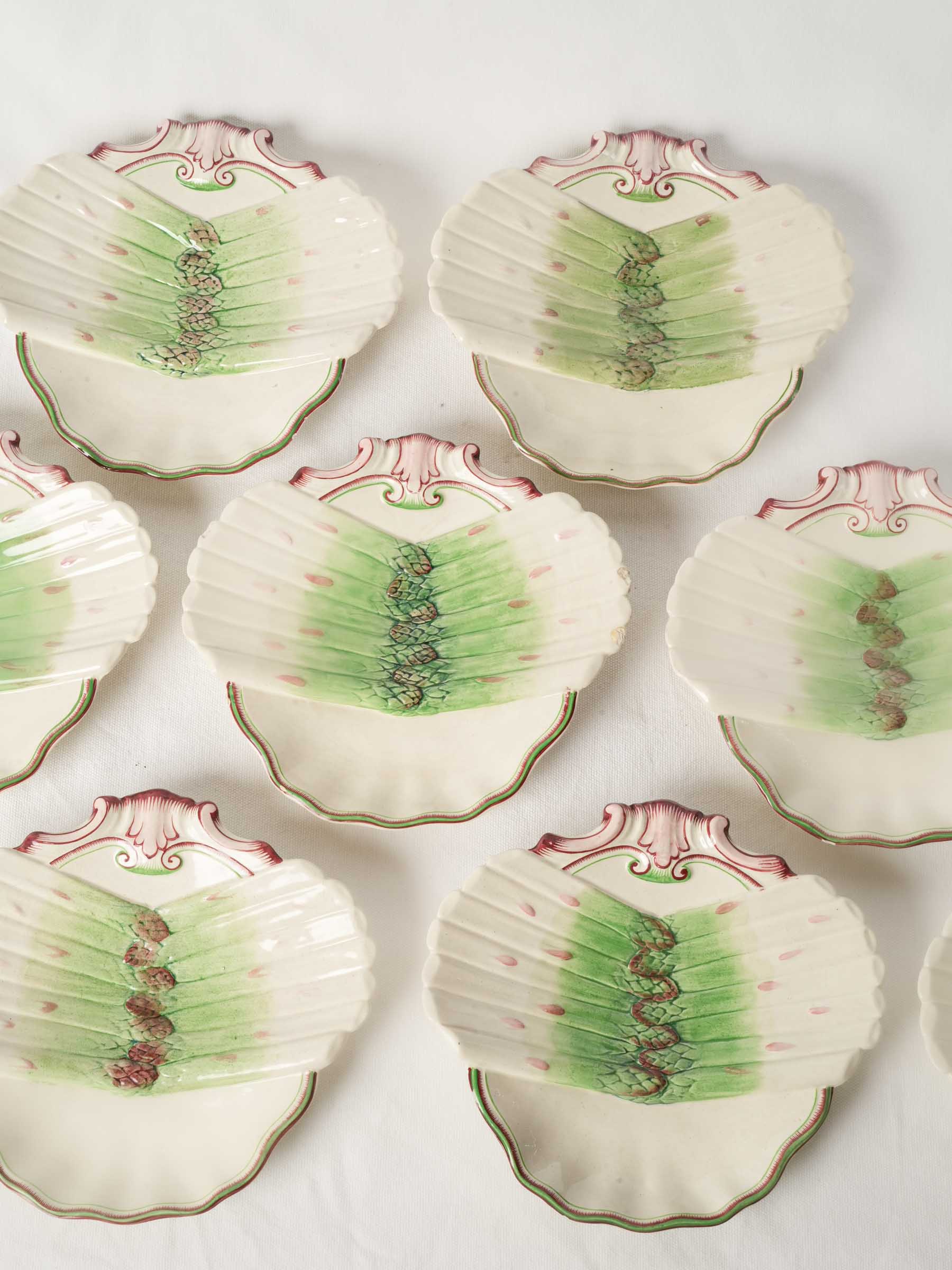 Set of 8 Antique French Sarreguemines Barbotine Asparagus Plates