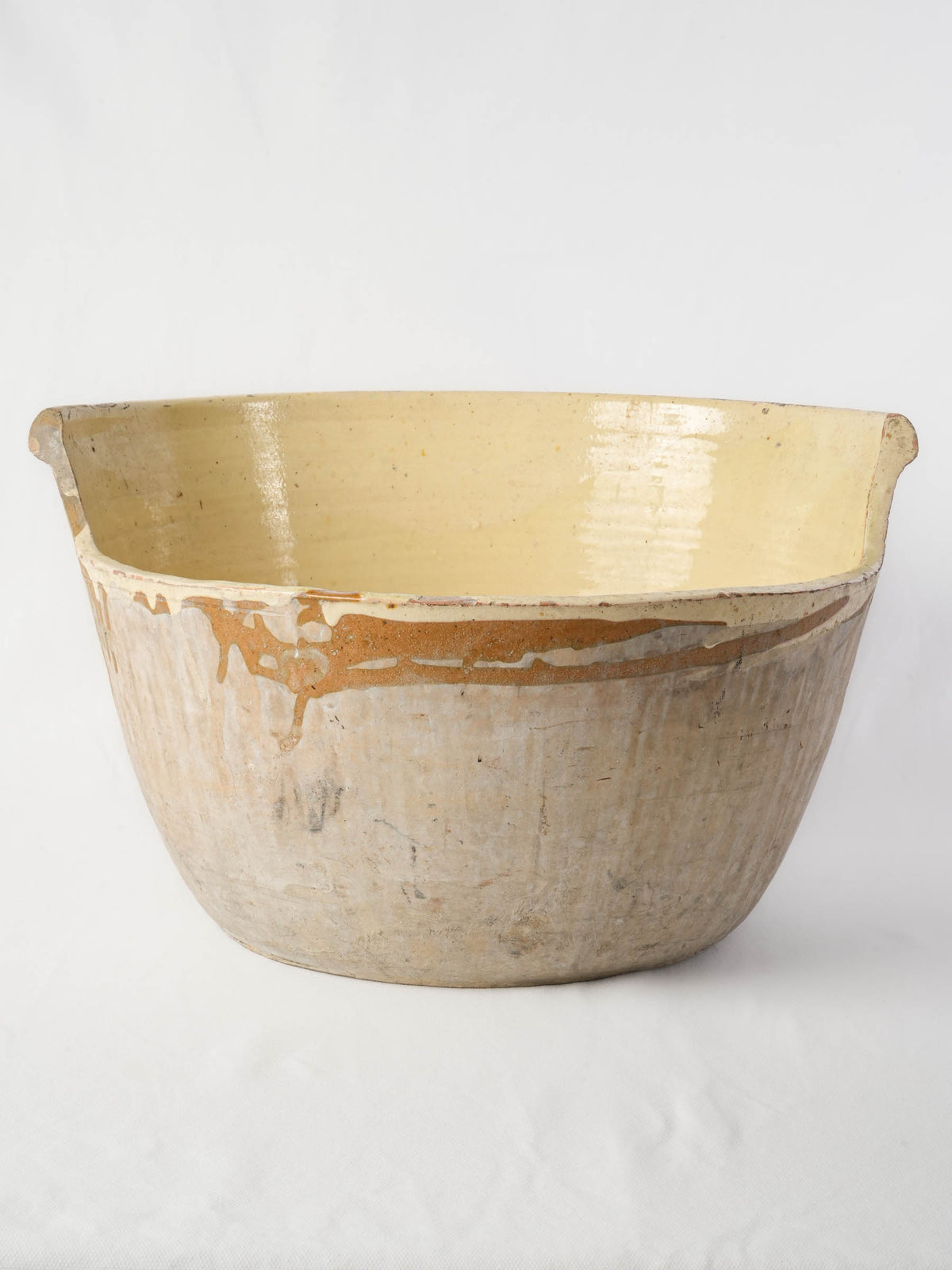 Antique Glazed Earthenware Sitz Bath in Pale Yellow - 11¾" x  20½"