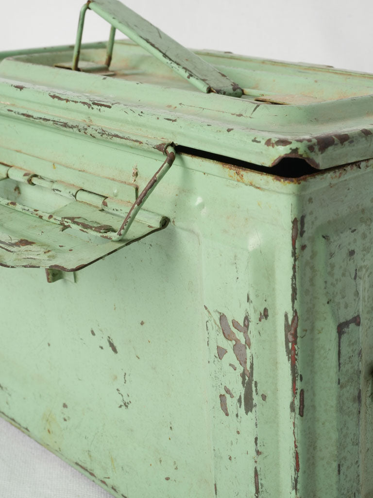 Antique utilitarian spearmint green first aid box | Vintage military first aid box w/ green patina & red cross - Pharmacie 12¼" x 6¾
