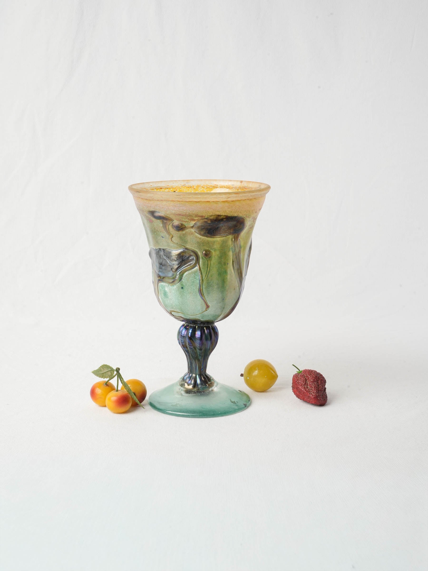 Striking Signed Pedestal Vase by Master Glassmaker Novaro - 10¼"