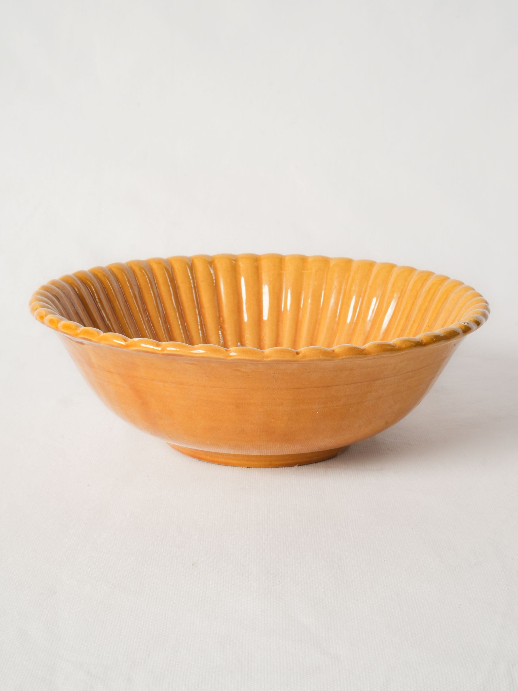 Provençal Ocher Glazed Ceramic Salad Bowl w/ Garlic Grater 12½"