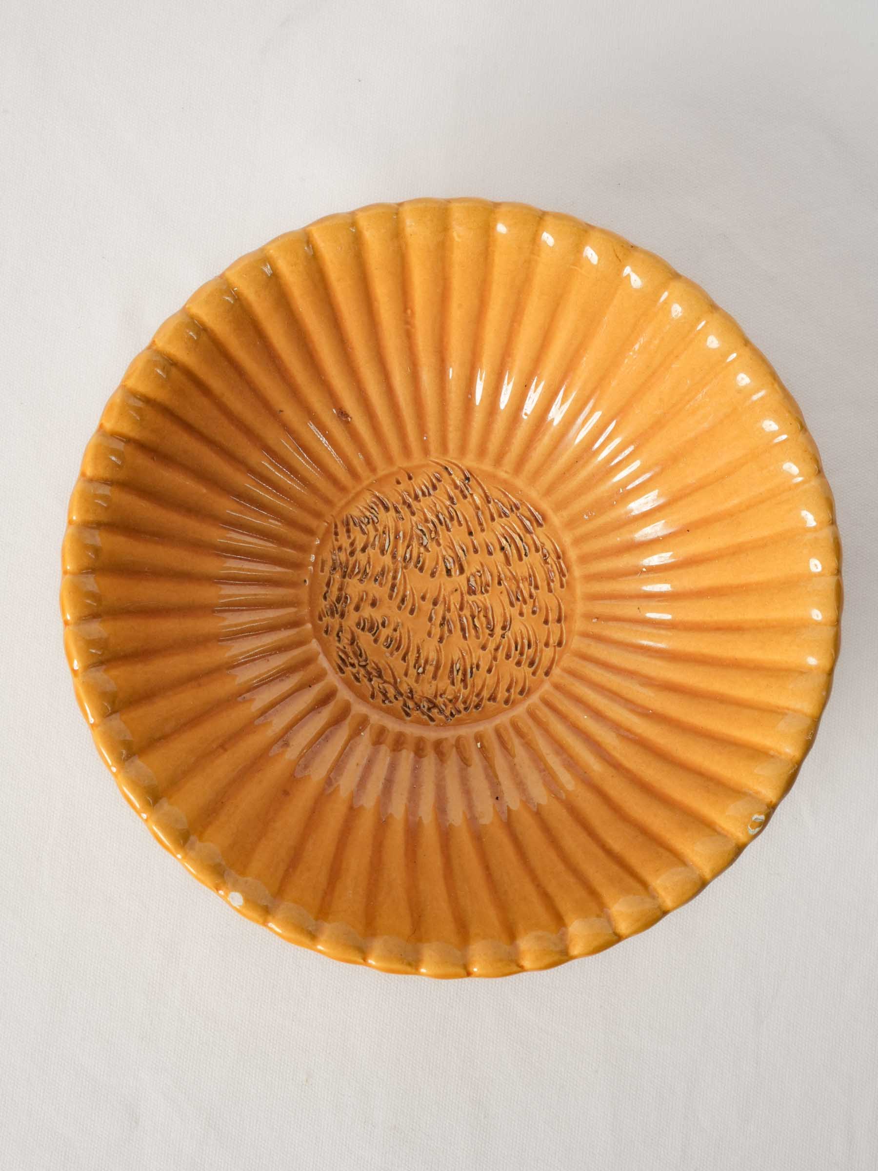 Provençal Ocher Glazed Ceramic Salad Bowl w/ Garlic Grater 12½"