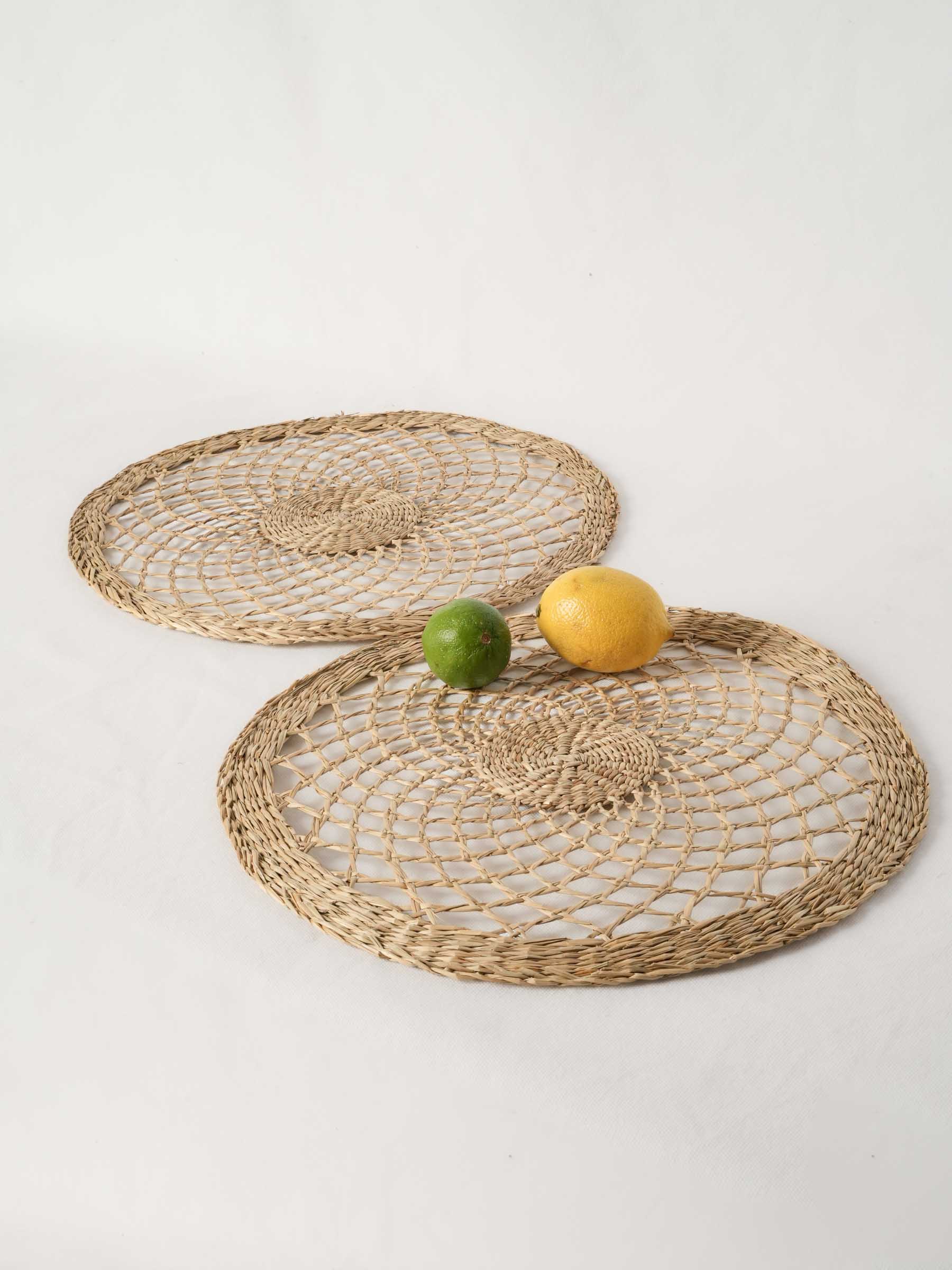 Pair of Round Raffia Placemats w/ Open Lattice Weave 15¼"