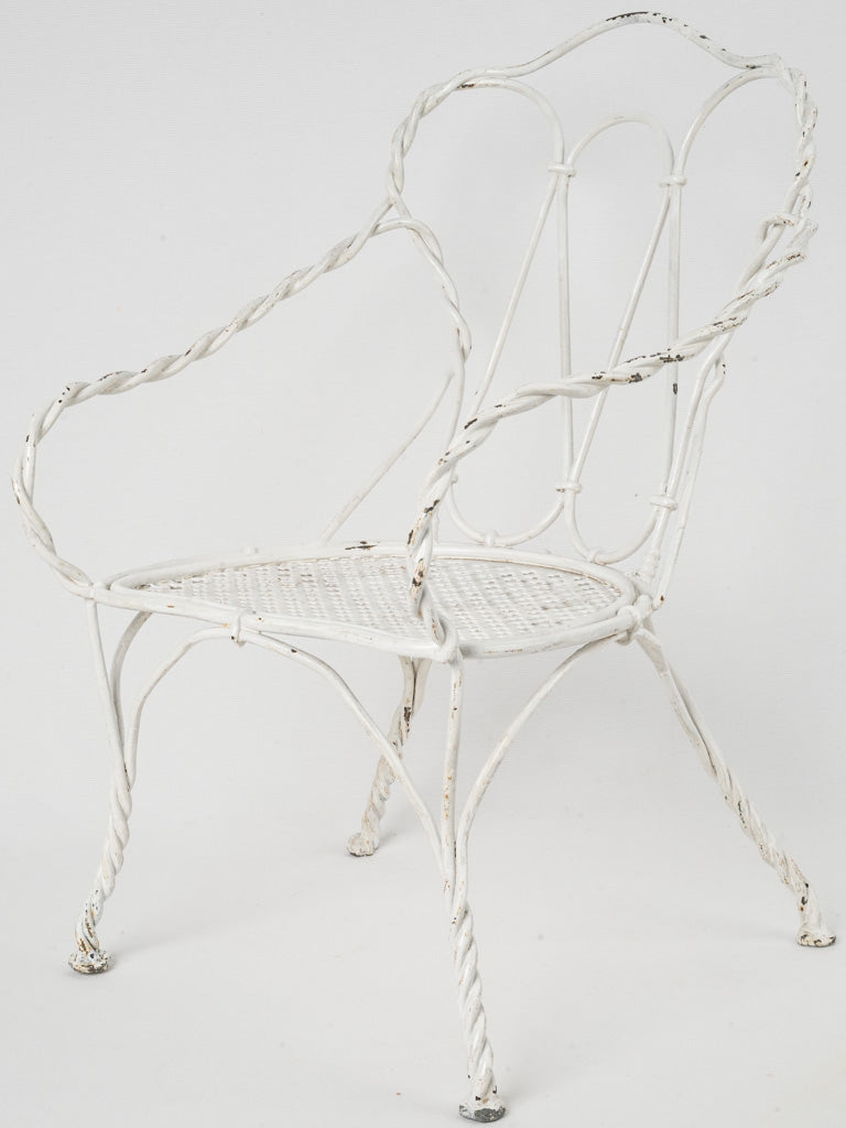 Elegant Twisted Iron Children's Seating