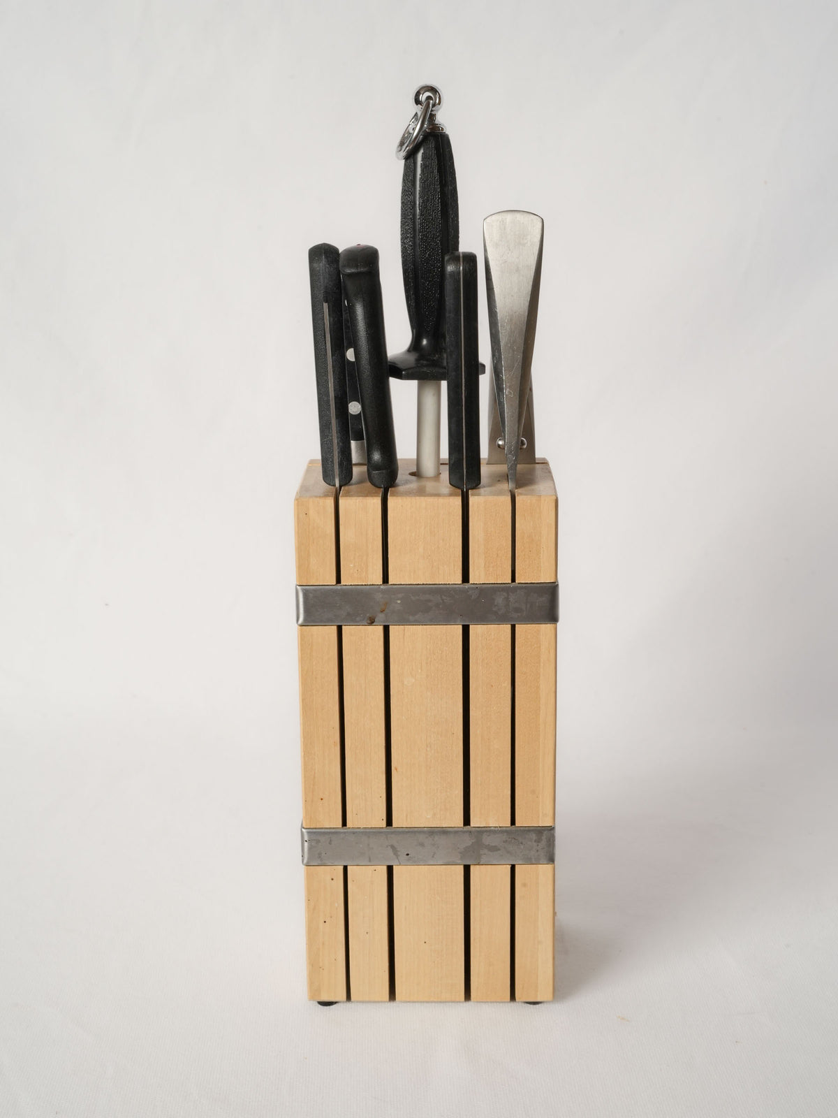 French Knife Set in a Wooden Block - Set 1