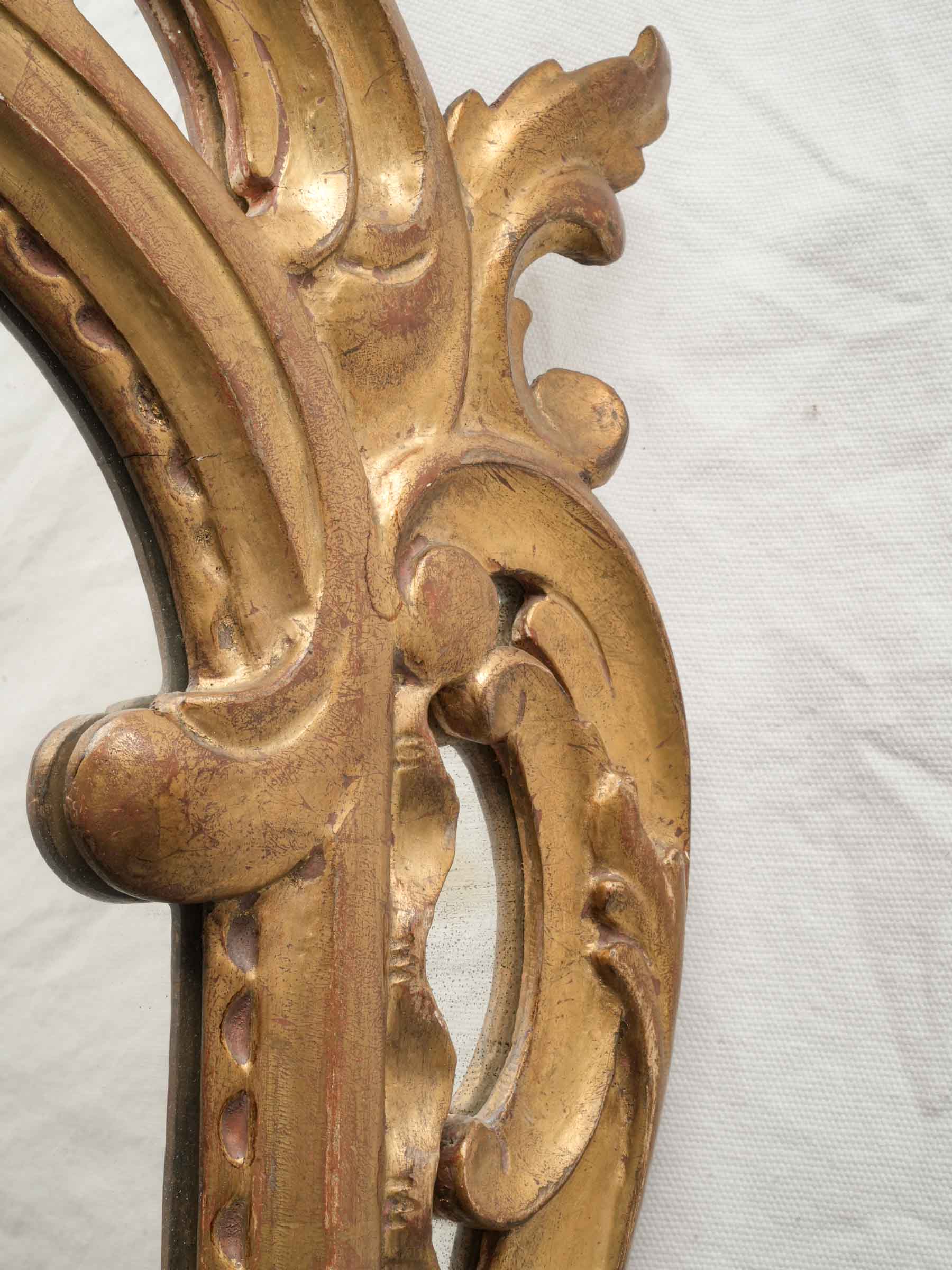 Central cartouche classic style mirror  